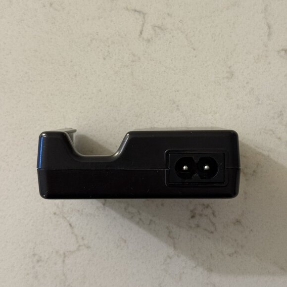 Nikon MH-23 + OEM Quick Charger For EN-EL9 Battery D40x D60 D40 D5000 Authentic - Picture 6 of 8